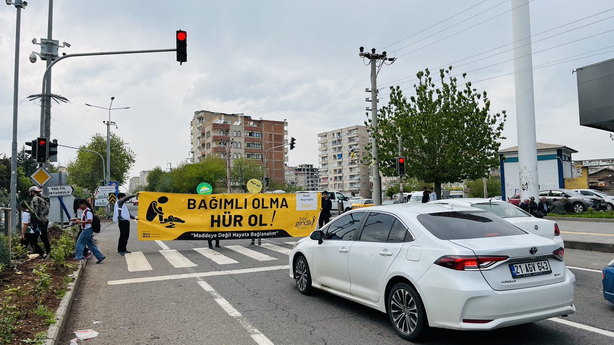 Hür Gençlik Diyarbakır tweet media