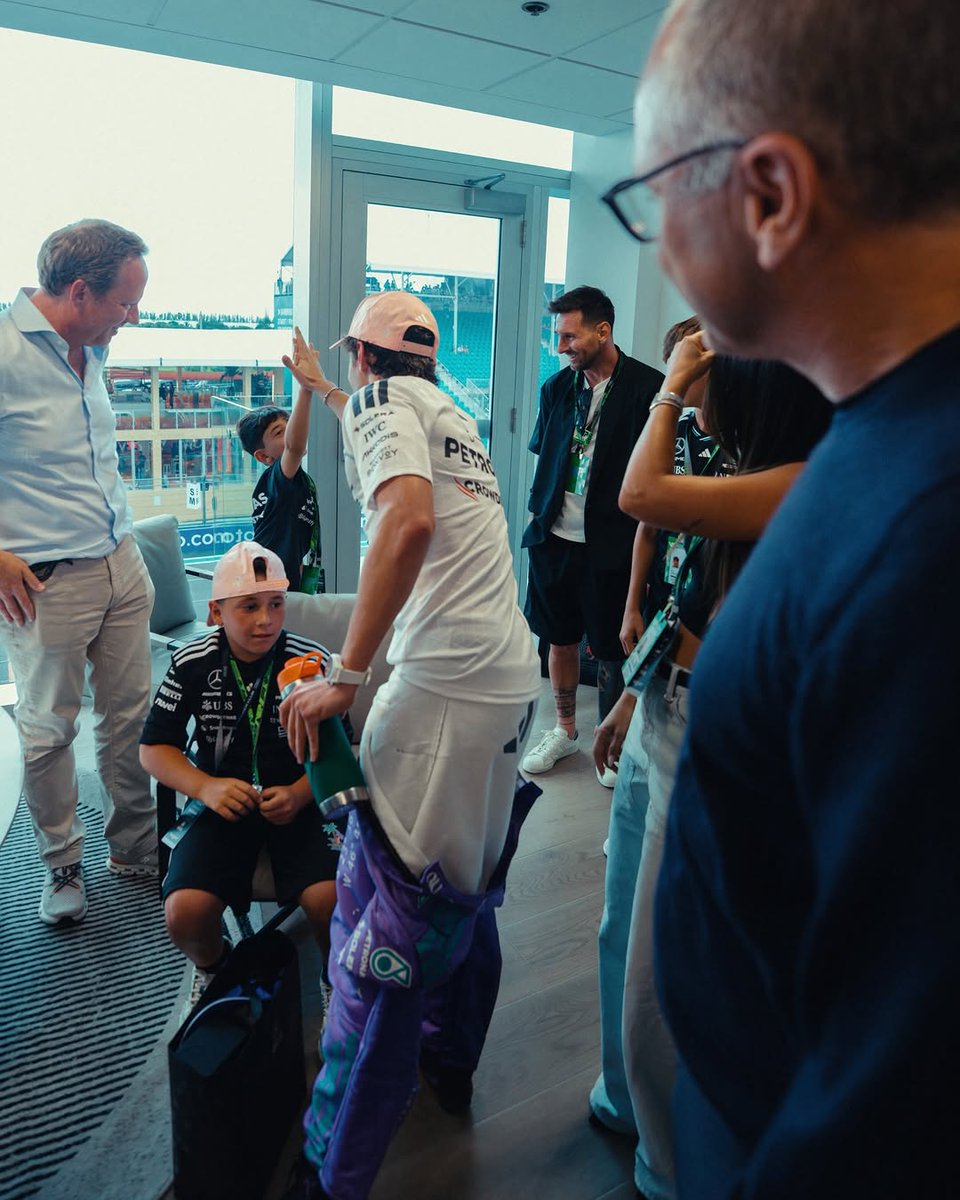 Atnonelli's tweet photo. Catching up with Messi and Bono after the race, thank you for making my heart even warmer. Onto Canada now! https://t.co/5vSABq1vBZ