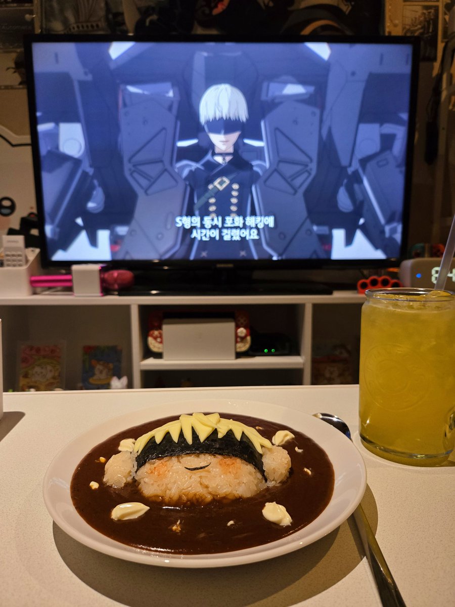 Nier tweet media
