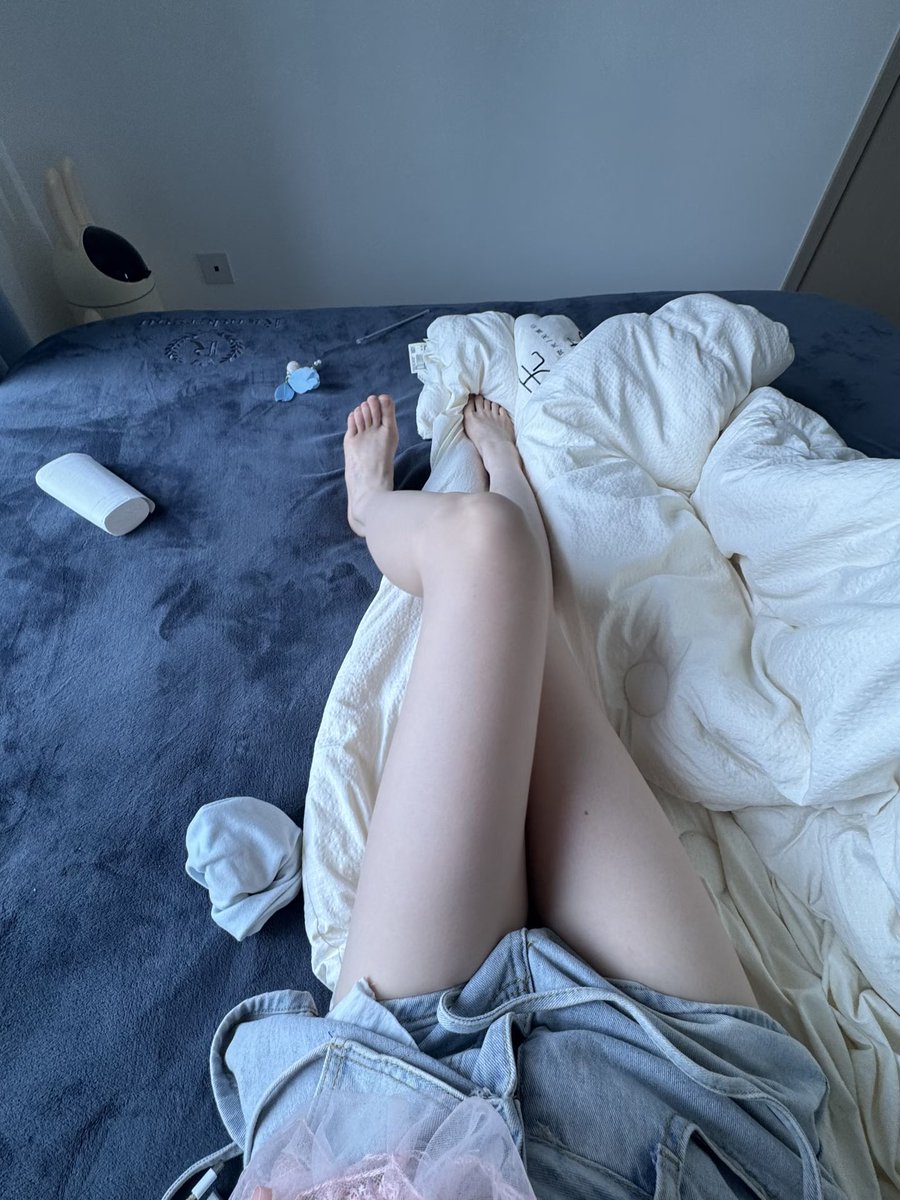 Tt66988's tweet photo. 看完照片后，我不敢轻易评论，我担心我庸俗不堪的语言会玷污了这世间少有的美感。但我还是评论了，我觉得如果不能在这样有美感的照片后面留下评论，那将会是一生的遗憾 https://t.co/GoKV11yUVz