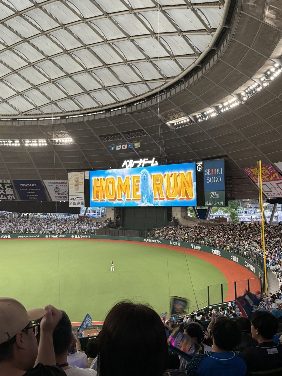 さー tweet media