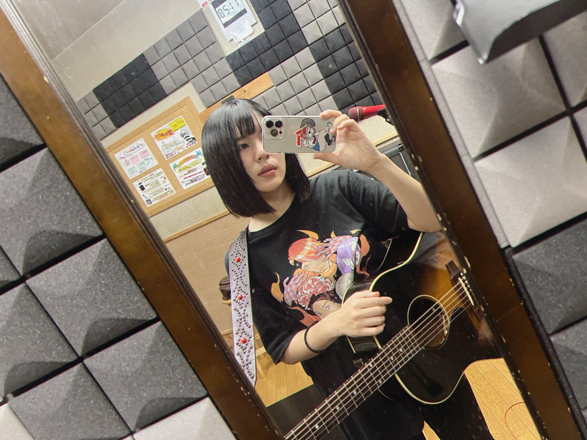 伴野あやめ tweet media