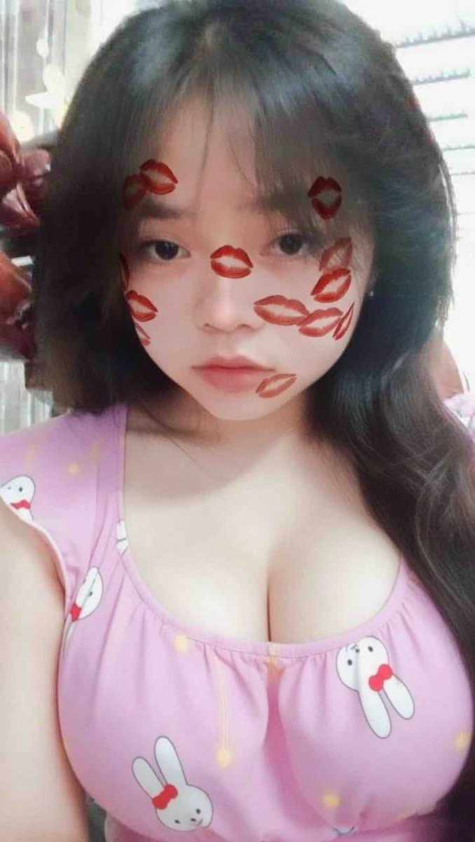 Thúy Quỳnh tweet media