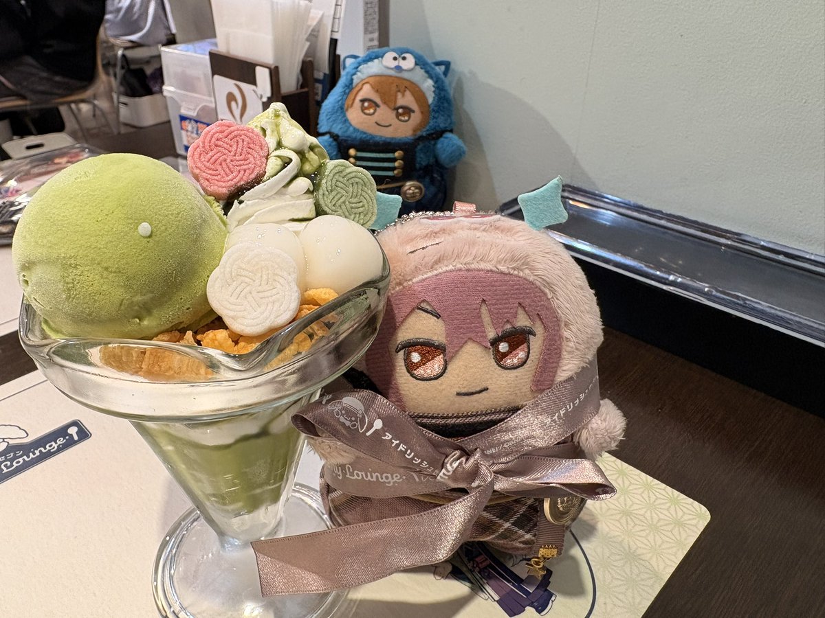 🐯とらら！（あにかふぇにきたぞ！きょうはぱふぇをたべるんだ！）
🐉りゅりゅ…（とらおくんうれしそう、よかったぁ）