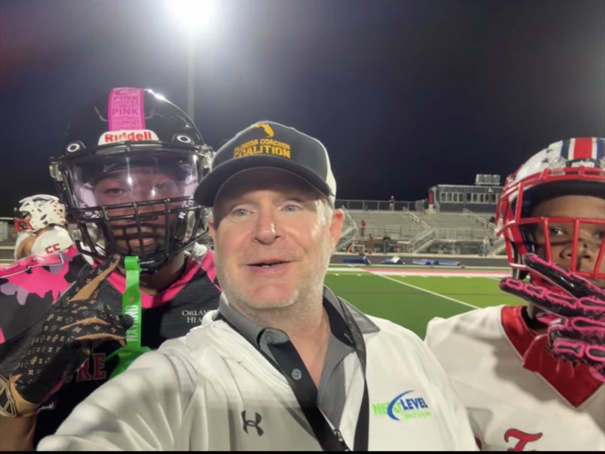 CoachMikeHayde's tweet image. 36 Years Helping Student-Athletes Achieve Their Dreams

@NextLvlSports1 @AttixBilly 

#HaydeCoaching101 #NextLevel 
#FootballRecruiting #Scholarships
