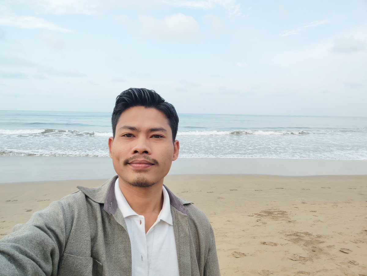 Lin Htet tweet media