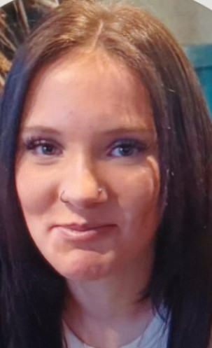 No1tingham's tweet image. #Missing: Layla, aged 16.
Police are concerned for her safety &amp;amp; urgently want to hear from anyone who's seen her.
Layla was last seen in the Wollaton area of #Nottingham around 2:15pm on Sunday 03/05/26.
If you've seen Layla or know where she is, please call #Notts Police on 101.