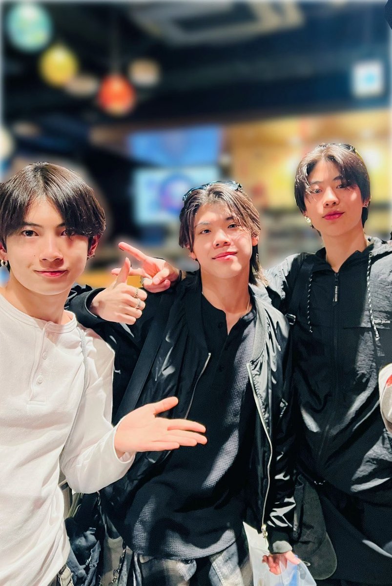 bmsg_trainee's tweet image. ⸜ ✉️ #LETTER_FROM_COTA ✨ ⸝

「マンガ盛り三兄弟🍚🍚🍚再来‼」

この前、KEIくんとRENくんと3人でご飯に行きました！
今回はマンガ盛りではなかったけど、いつもお兄ちゃんしてくれる2人と、美味しいものをお腹いっぱい食べられて幸せでした🤍

#COTA #KEI #REN
#BMSGTRAINEE #BMSG