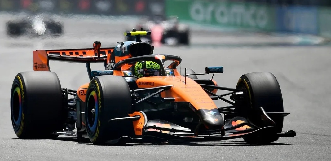 TheRealDux's tweet photo. According to Lando Norris, the changes made by F1 to the deployment and harvesting of electrical energy represent a step forward - but it is not perfect. The real changes will come “maybe later in the year, but also into the future years”, he says. Pic: Motorsport https://t.co/gULIAJ2rHq