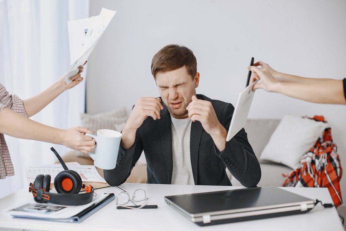 InterScotNet's tweet image. Just another manic Monday! #MondayMotivation #Entrepreneur #Smallbiz