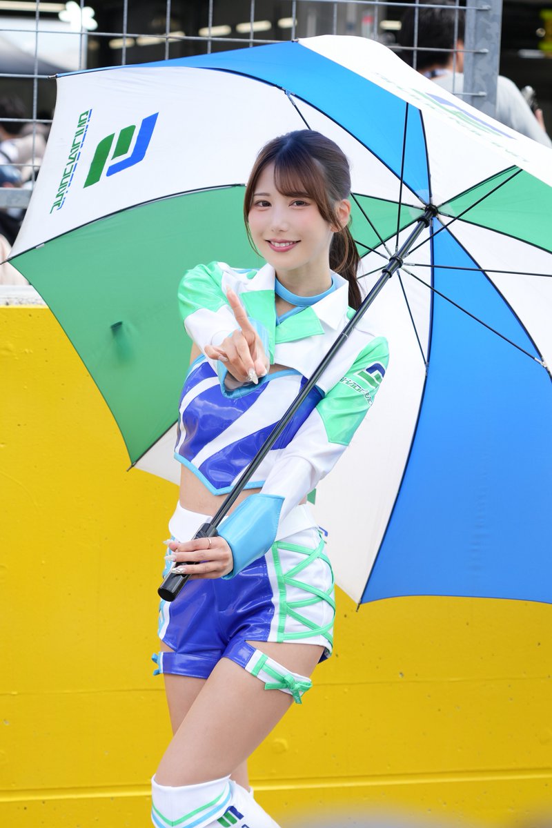 hamanoRaikkonen's tweet photo. 2026/05/03
SUPER GT Rd.2 富士
ピットウォーク

SHADE RACING
SHADE GIRLS
伊達望さん（@mnn_ccc ）

撮影ありがとうございました😊

#SUPERGT
#レースアンバサダー https://t.co/AxWiugNaNZ