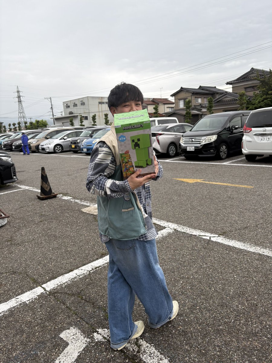 ぼーん tweet media