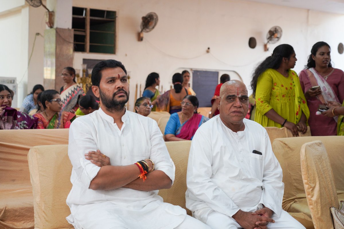 NuthiSrikanth's tweet image. స్వర్గీయ శ్రీ శాబాద్ రమేష్ గారి దశదినకర్మ కార్యక్రమంలో పాల్గొనడం జరిగింది...
.
.
.
.
.

#NSG #nuthisrikanthgoud #shabadramesh #post #viralpost
