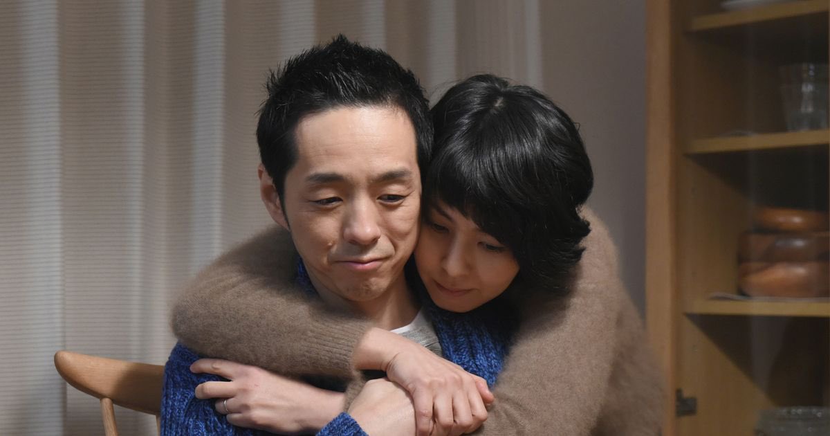『カルテット』第六話　やばい　宮藤官九郎演じるサブカル中年の栄光と衰退　結婚前に松たか子に贈った詩集は最初の一篇しか読まれないまま結婚後に鍋敷きにされオールタイムベストの映画を二人で観てもストーリーすら理解されないまま途中で寝落ちされる　全世界の文化系を殺す気かと思った