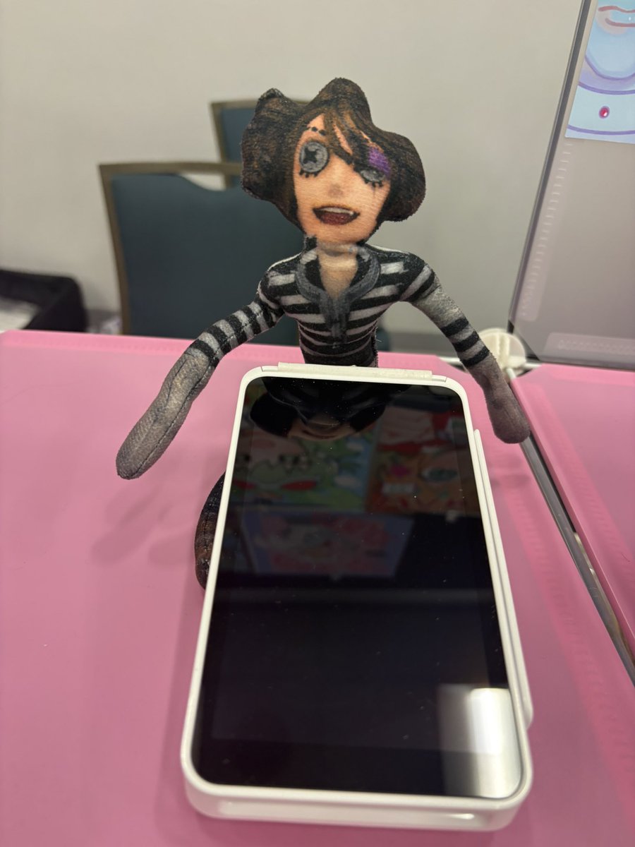 jungothecat's tweet photo. still thinking about that one artist at zotcon… ilysm you made my day 😭😭😭 https://t.co/9FPgjVYoy5