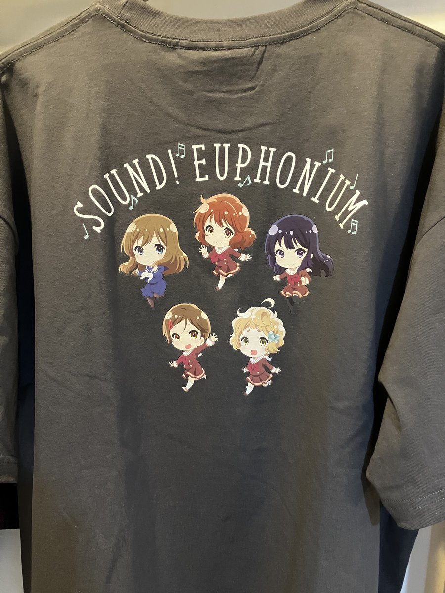 近くの（と言ってもそこそこ距離ある）アベイルでユーフォTシャツラス１ゲット♪
明日はこれ着てコラボカフェとDolby Atmos上映行く！！🥳