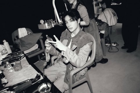 디🐻 tweet media