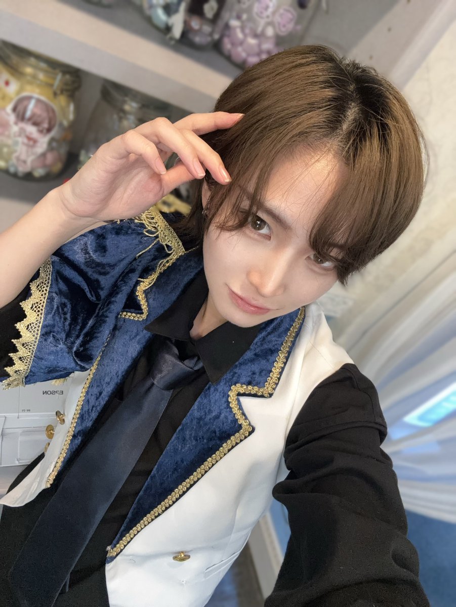 レン tweet media