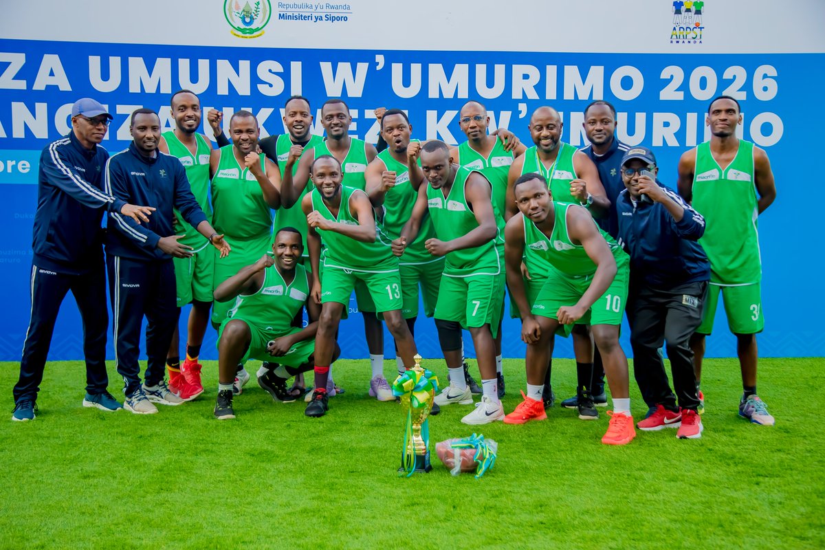 WorkersRwanda's tweet photo. CATEGORY A - BASKETBALL MEN FINAL🏀
@rrainfo are officially crowned champions of the Men’s Basketball Category A following their 78-72 victory over #RAC.
Dushimire #RRA yegukanye igikombe muri Basketball mu bagabo!👑👏
Congratulations, Champions🥇
#ARPST_LabourDayFinals2026 https://t.co/J31ze1xiPI