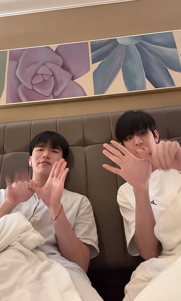 iu c date ໒ྀིft.เรื่อยๆครับ tweet media