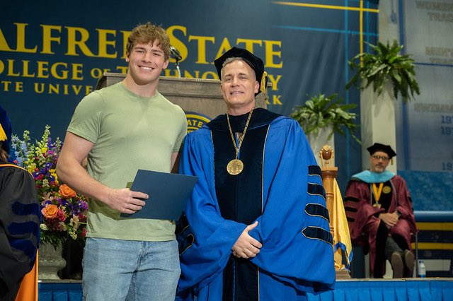 AlfredWrestling's tweet image. Congrats to Colton Hai, Chris Herriman &amp;amp; Ronan Klug on being recognized at yesterday Honors Convocation! Great job guys! #alfredstate #bluecollar #oxgang #oxgangarmy 🐂🫡🪖💯