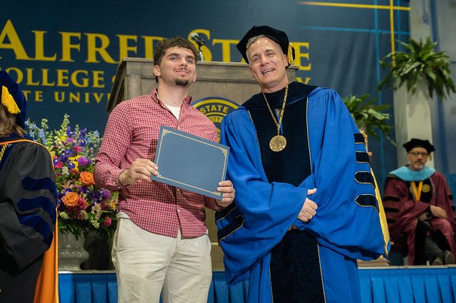 AlfredWrestling's tweet image. Congrats to Colton Hai, Chris Herriman &amp;amp; Ronan Klug on being recognized at yesterday Honors Convocation! Great job guys! #alfredstate #bluecollar #oxgang #oxgangarmy 🐂🫡🪖💯