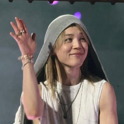 Beth loves Jimin tweet media