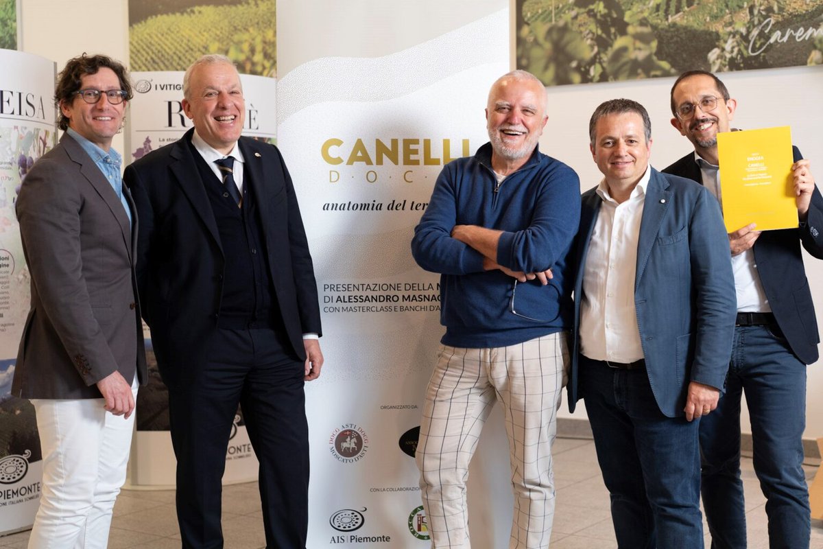 Il Canelli DOCG punta a diventare grande tramite l’identificazione dei cru
#canelli #piemonte #vinodabere 
vinodabere.it/il-canelli-doc…