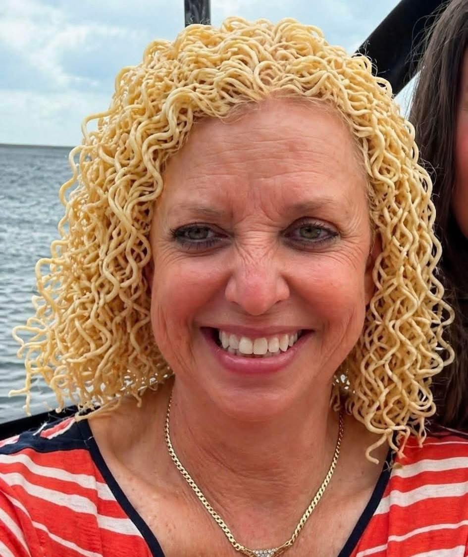 KellyCurrie45 tweet media