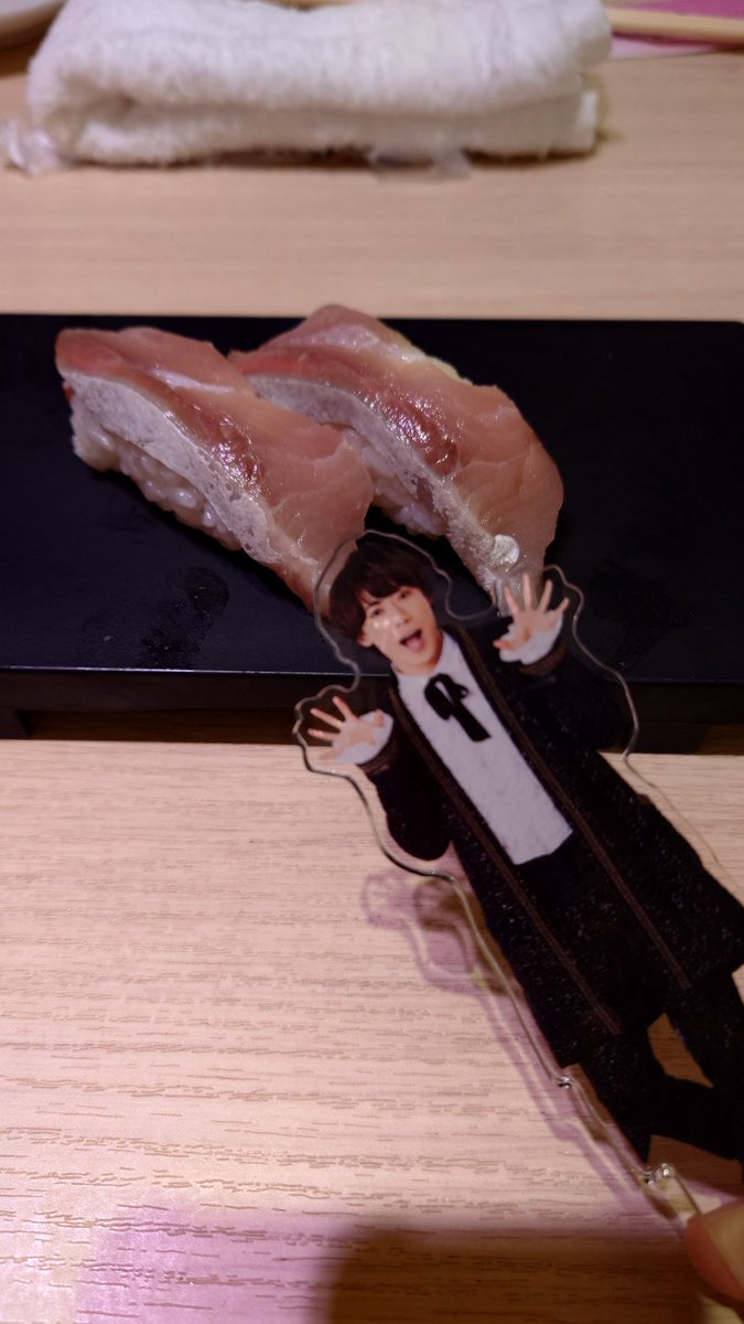 すい tweet media