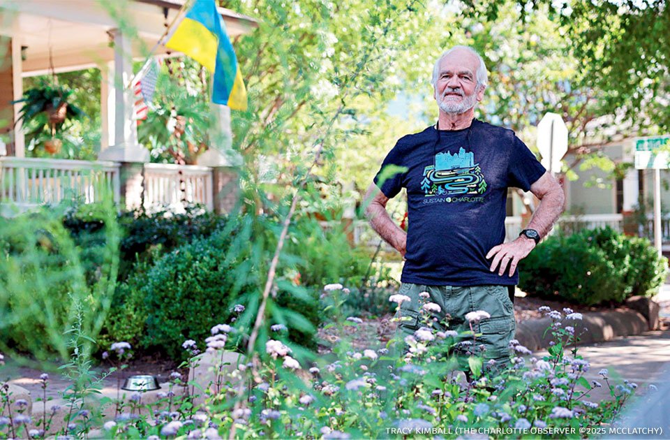 PatrickNWF's tweet photo. Legalizing the Right to Grow Native Plants: Homeowners and NWF affiliates are fighting to change restrictive local landscaping laws in favor of native plants https://t.co/aVwlDM6mMT https://t.co/Wrle6rH5Ab