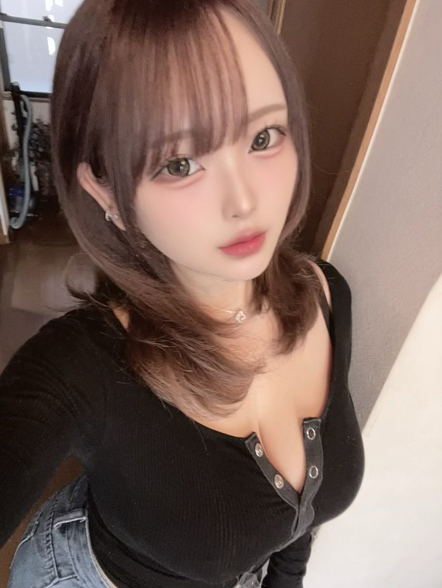 碧 tweet media