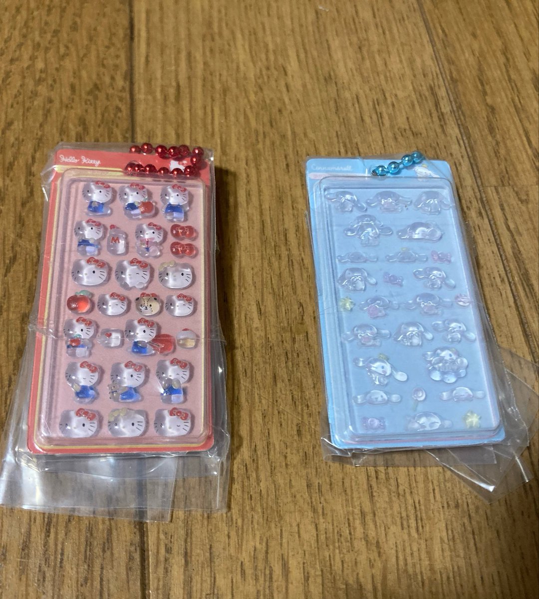 meyaan35's tweet photo. お待たせしました！🌷
１枚目のボンドロガチャ各１つずつ、定価＋ヤフフリ手数料・送料でお譲りします🎀２枚目、３枚目、４枚目のものと抱き合わせで、まとめての方や４枚目を多く引き取ってくださる方に優先的にお譲りしたく思います✨

よろしくお願い致します♡ https://t.co/aCB17kHmNM