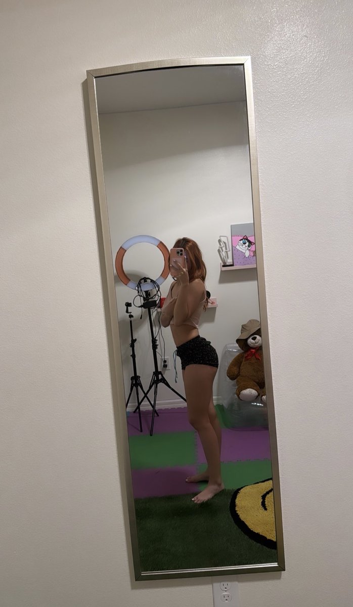Goddess Alora🎀💸 tweet media