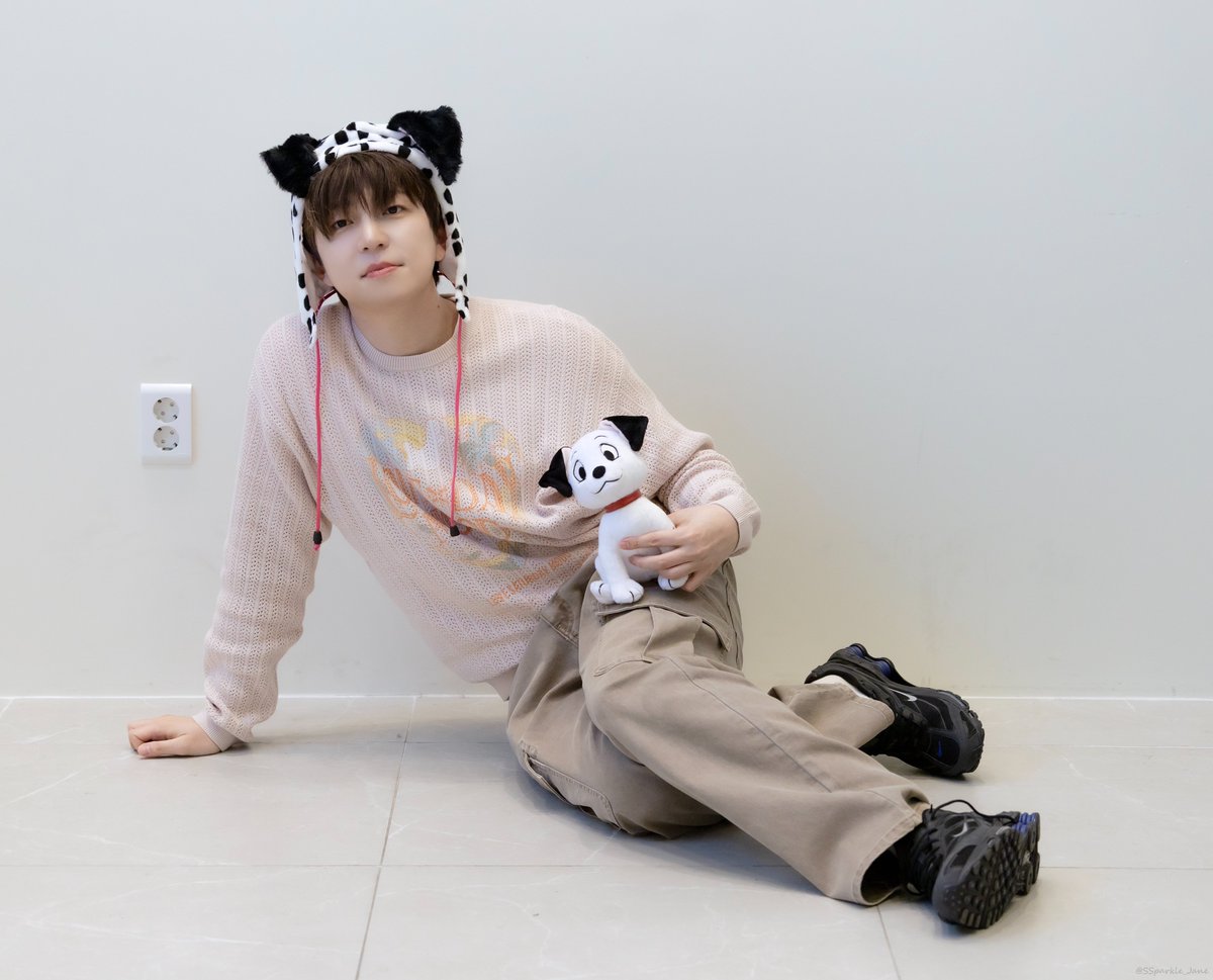 SSparkle_Jane's tweet image. 달마시안 달봉이와 달식이...
(영상은 못찍었는데 인형은 달봉이 본인은 달식이라고 했음)

#Gray #수현이 #수현
#SOOHYUN #SHINSOOHYUN #シンスヒョン