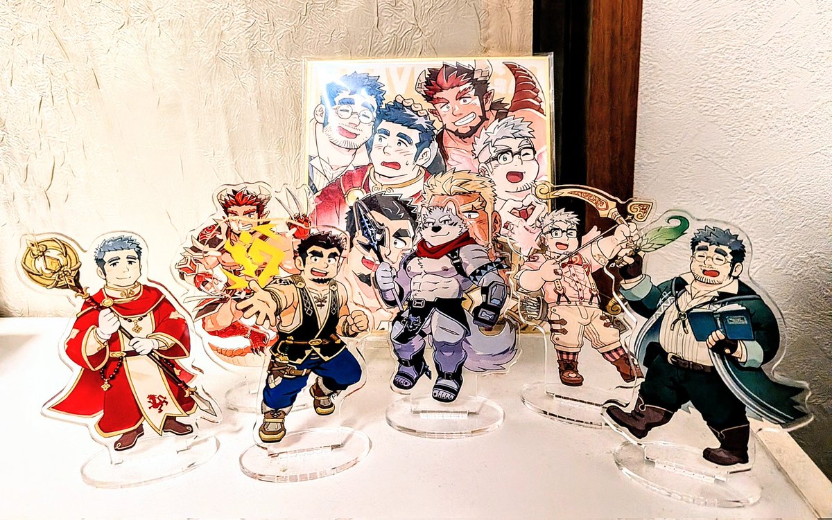 ikemizu6327's tweet photo. 野郎フェスのグッズ戦利品
やばいぬ危機一髪アクキーはバッグにつけて、導師アクキーはスチームデックの入れ物につけました

ハクマのアクスタもクレサガアクスタズの中に仲間入りしました

いつ見てもやばいぬド可愛い✿
ゆるっとしたぬいぐるみみたいな導師も可愛くて癒されます
大切にしてきます https://t.co/RmpMGFGZw3