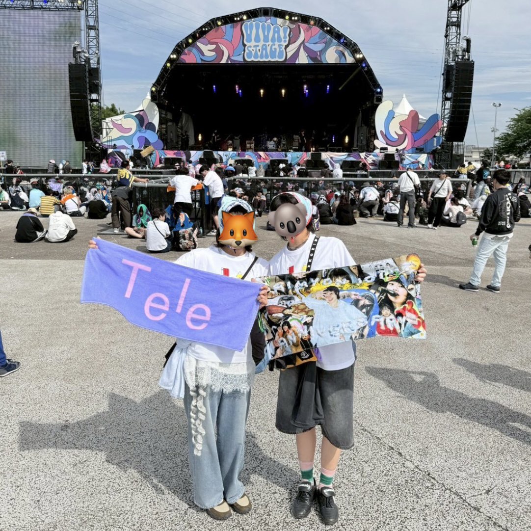 1ee_02's tweet photo. ビバラ2日目参戦してきました‼️
久しぶりのフェスだったけど天気にも恵まれてちょー楽しかった！！✨️
大好きなみょんもセンターで聞けて可愛くて可愛くて素敵な時間だった✩︎⡱
一緒に行った男2人がみょんに手振り返してもらって喜んでたよー！ありがとうあいみょん🐨💛
@aimyonGtter https://t.co/XH5aNGygoB