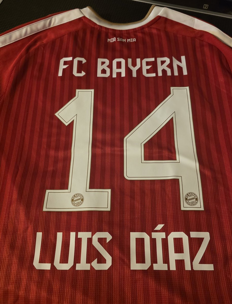 MIK🔴⚪#packmas tweet media