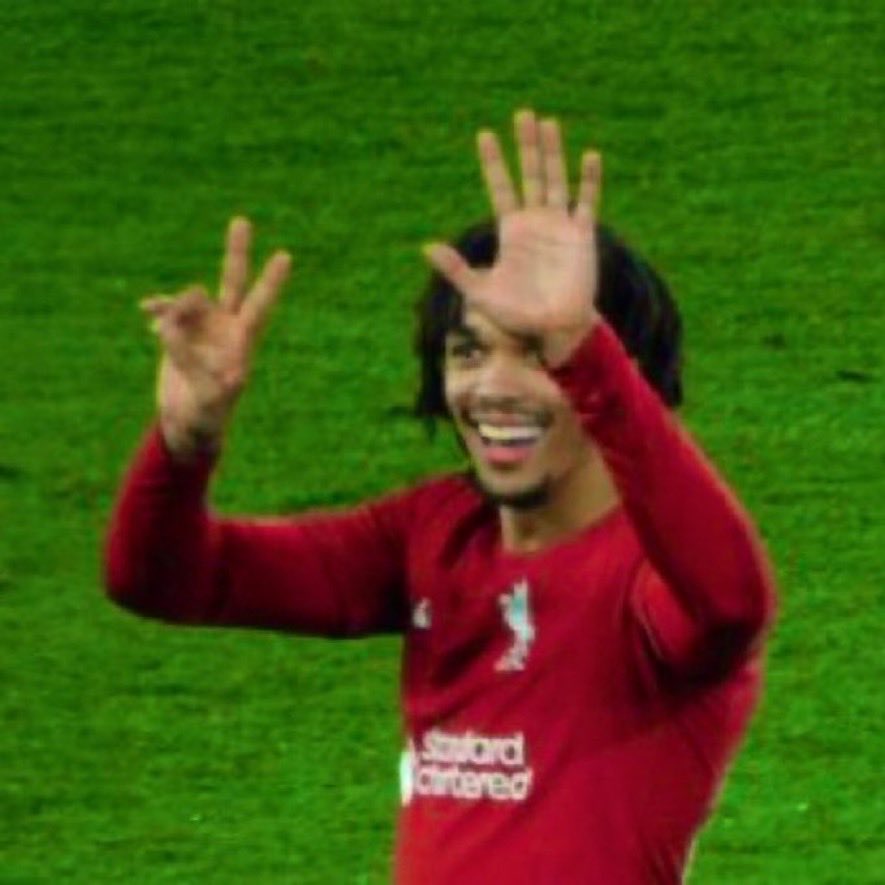 supermane10 tweet media
