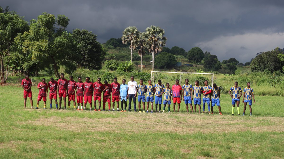 _TSUROTrust's tweet photo. 𝐄𝐦𝐩𝐨𝐰𝐞𝐫𝐢𝐧𝐠 𝐘𝐨𝐮𝐭𝐡 𝐓𝐡𝐫𝐨𝐮𝐠𝐡 𝐒𝐩𝐨𝐫𝐭, 𝐇𝐞𝐚𝐥𝐭𝐡 &amp; 𝐎𝐩𝐩𝐨𝐫𝐭𝐮𝐧𝐢𝐭𝐲 ⚽🏐🌱

In  the heart of 𝐑u𝐬i𝐭u, 𝑇𝑆𝑈𝑅𝑂 𝑇𝑟𝑢𝑠𝑡 brought communities  together for dynamic Youth Sports Competition, with games proudly  hosted at 𝐍d𝐢m𝐚 𝐇i𝐠h S𝐜h𝐨o𝐥 https://t.co/ifds4XaihU