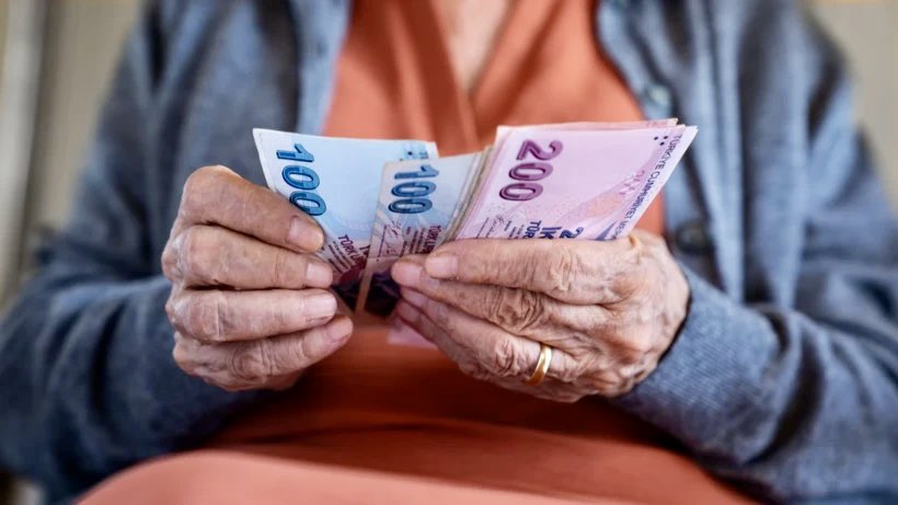 objektifcesme tweet media