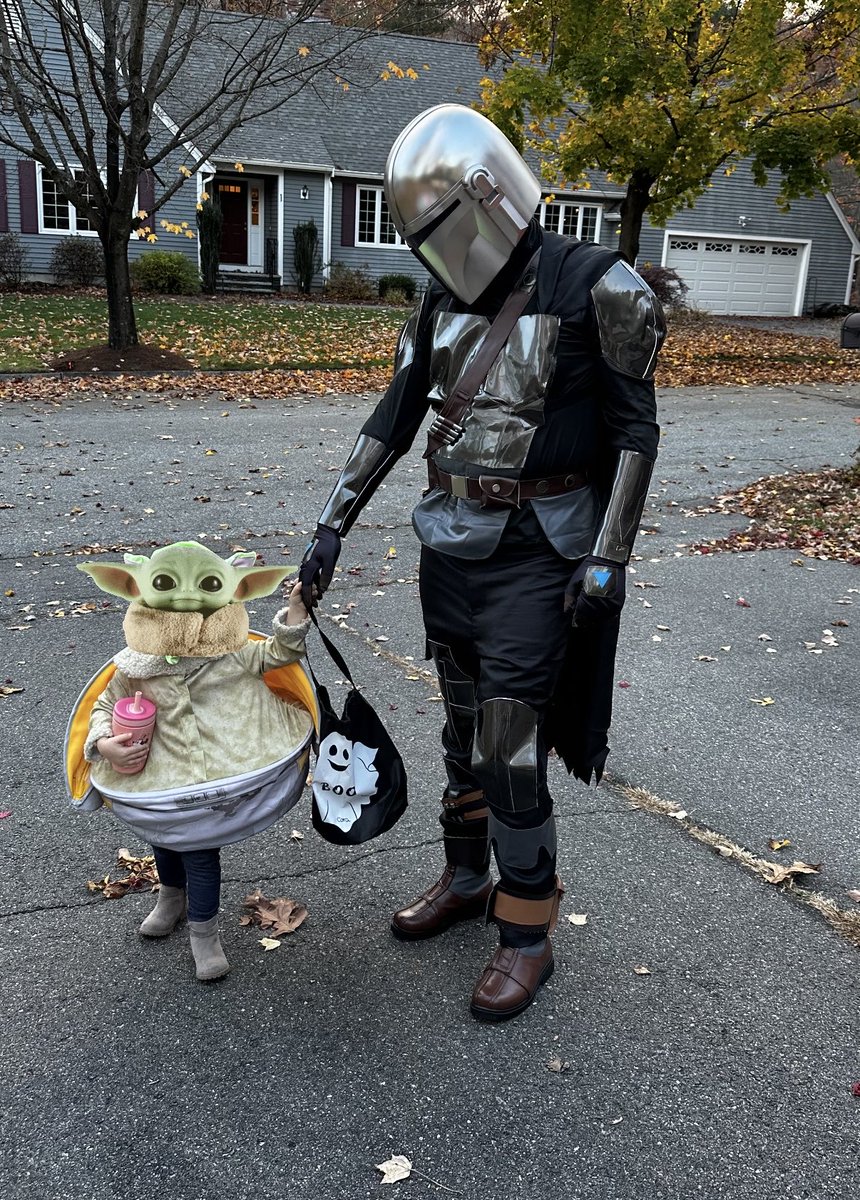 theblognaught's tweet photo. May the 4th be with you https://t.co/9d7dGXW6ZN