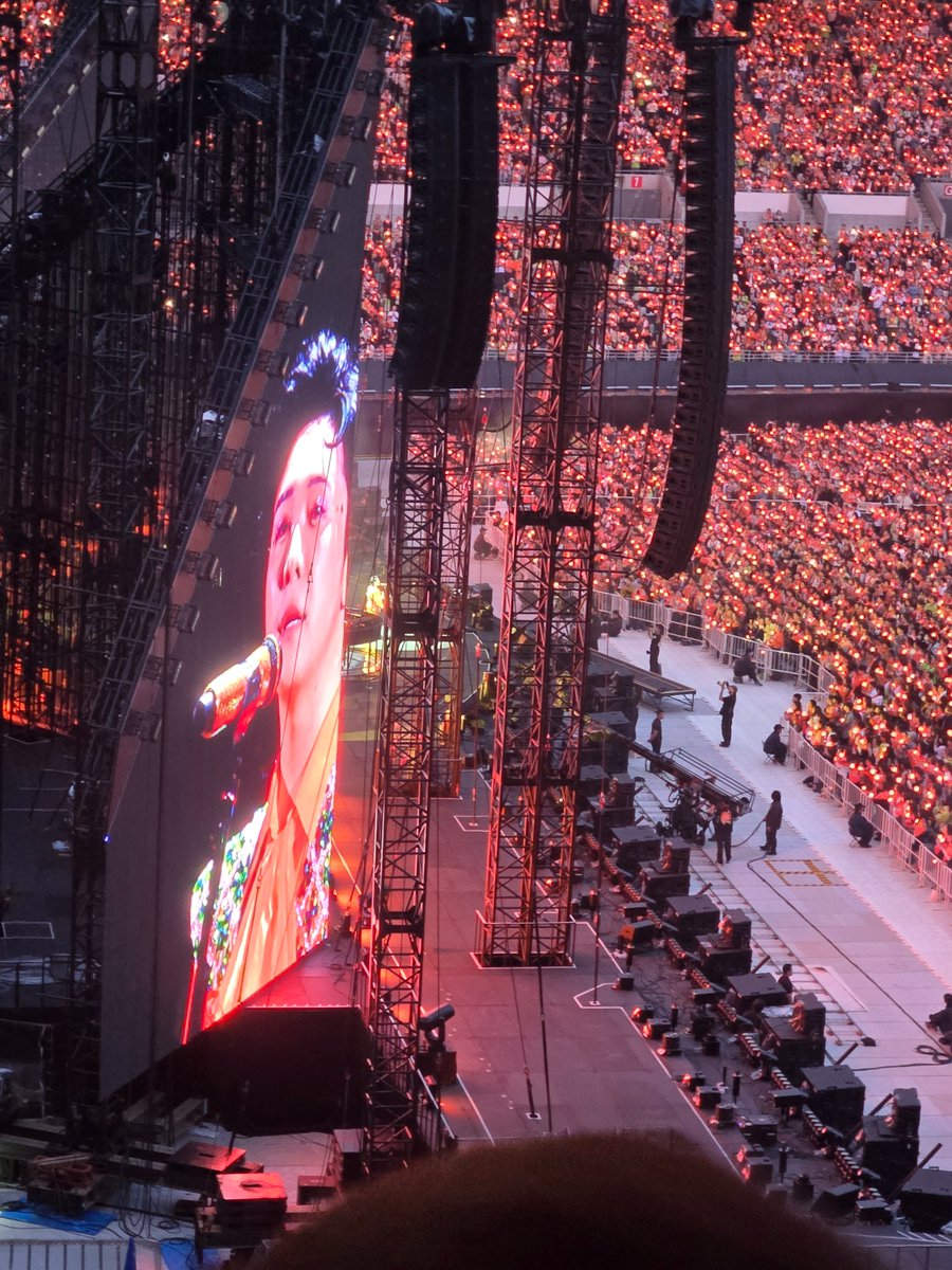 monkichi98's tweet photo. ミセスが大阪に来てくれた。チケット昨日最終14時から先着で注釈パノラマ席いただけました。
かなり端っこのかなり上のお席でしたが、ヤンマースタジアムに入れたことが嬉しかった❣️
 #ゼンジン未到とイミュータブル https://t.co/rM59qaZTO9
