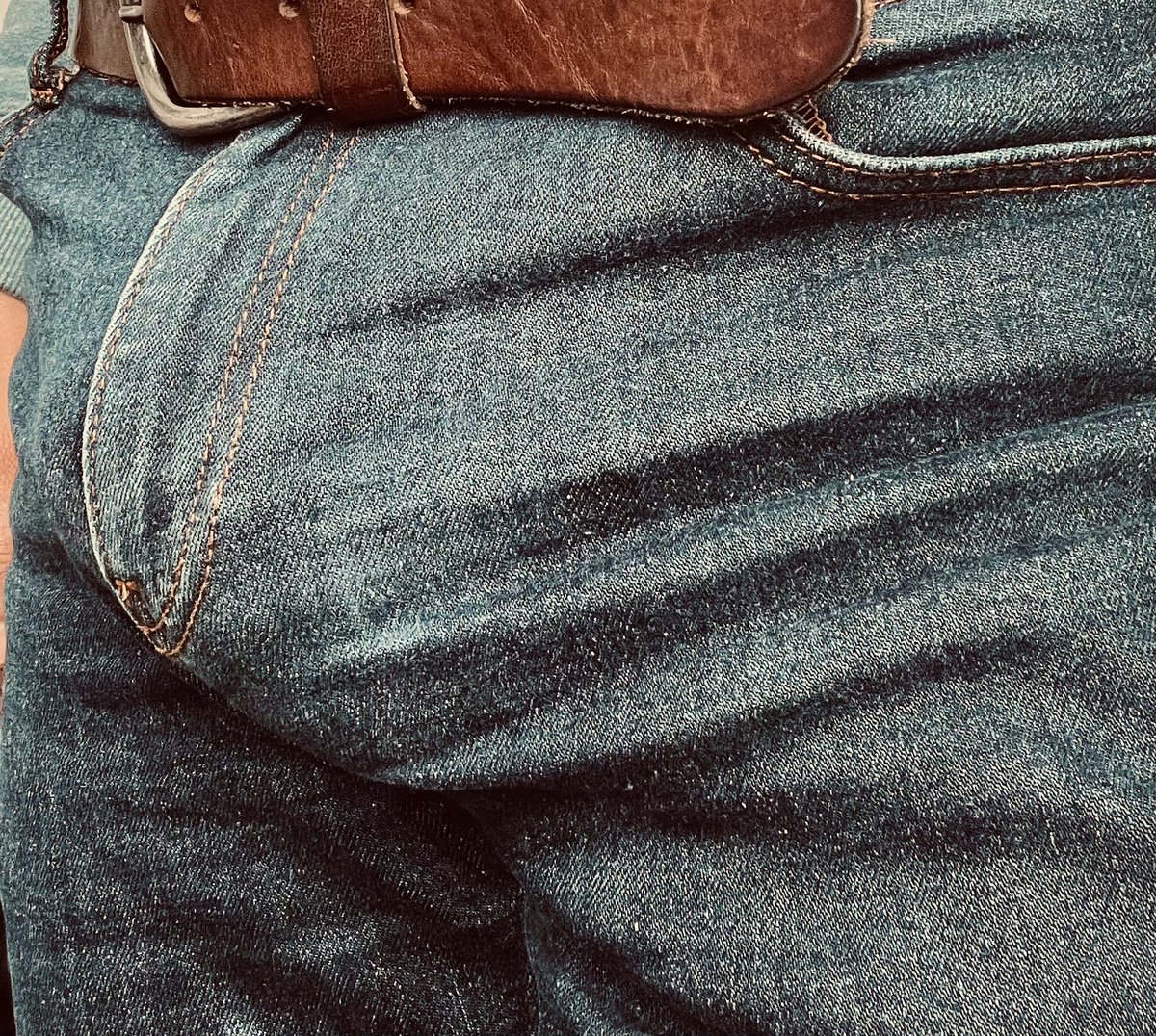 itabulge's tweet photo. #daddy_dominance #daddybulge https://t.co/7zYaHNYHCg