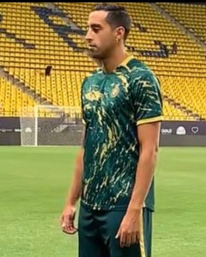 متصدره دوري روشن tweet media