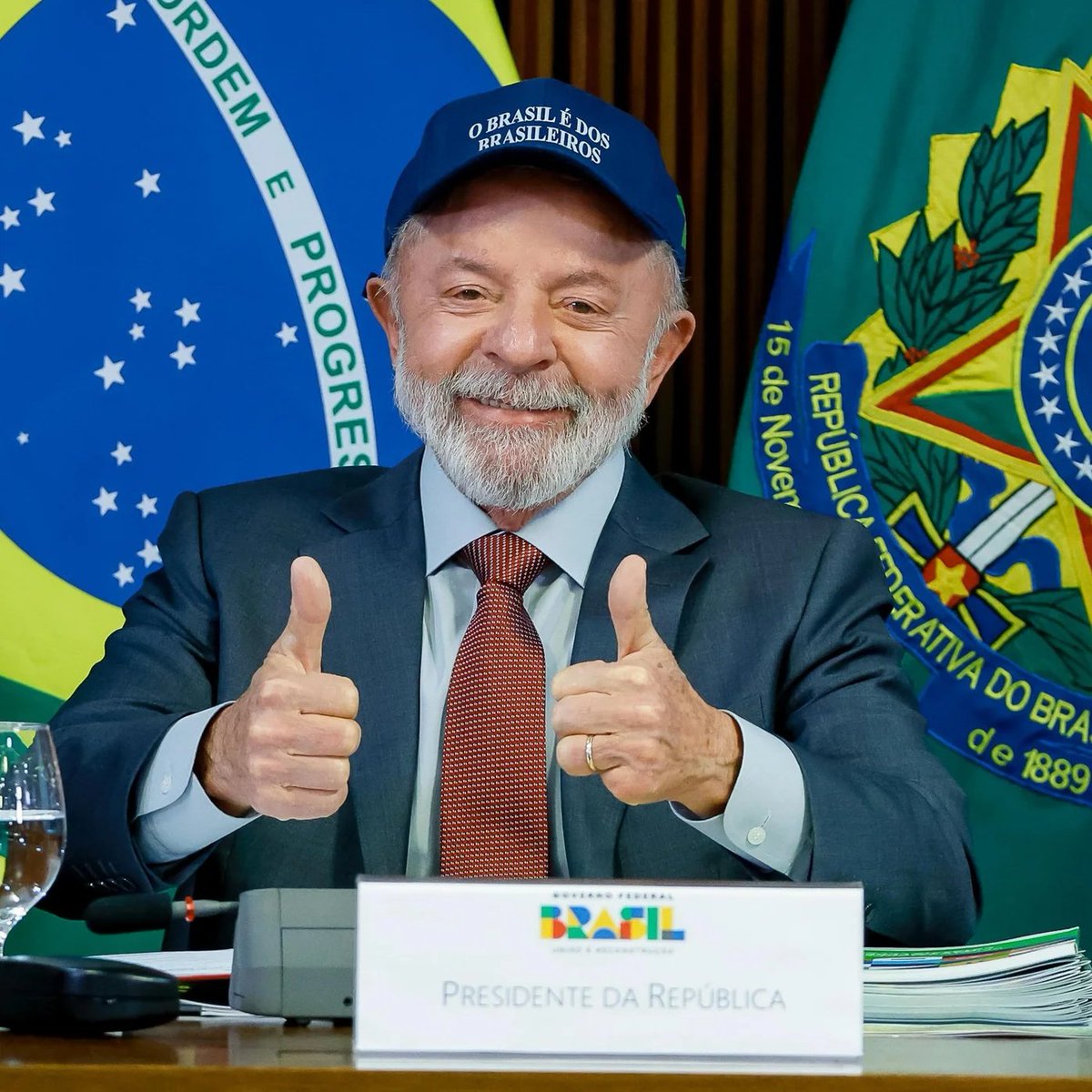 🇧🇷🗳️ AMPLA: Flávio Bolsonaro lidera intenção de voto no 2° turno para Presidência da República no estado do Pará.

🔵 - Flávio Bolsonaro (PL): 48,5%
🔴 - Lula (PT): 39,7%

Data: 25 a 29 de abril.
Registro do TSE: PA-05163/2026.