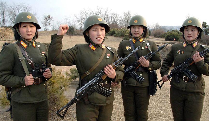 TinTing778's tweet photo. 🇰🇵Modeling display of female soldiers of the Korean People's Army, field battle and daily status https://t.co/wFeW7C6YNW