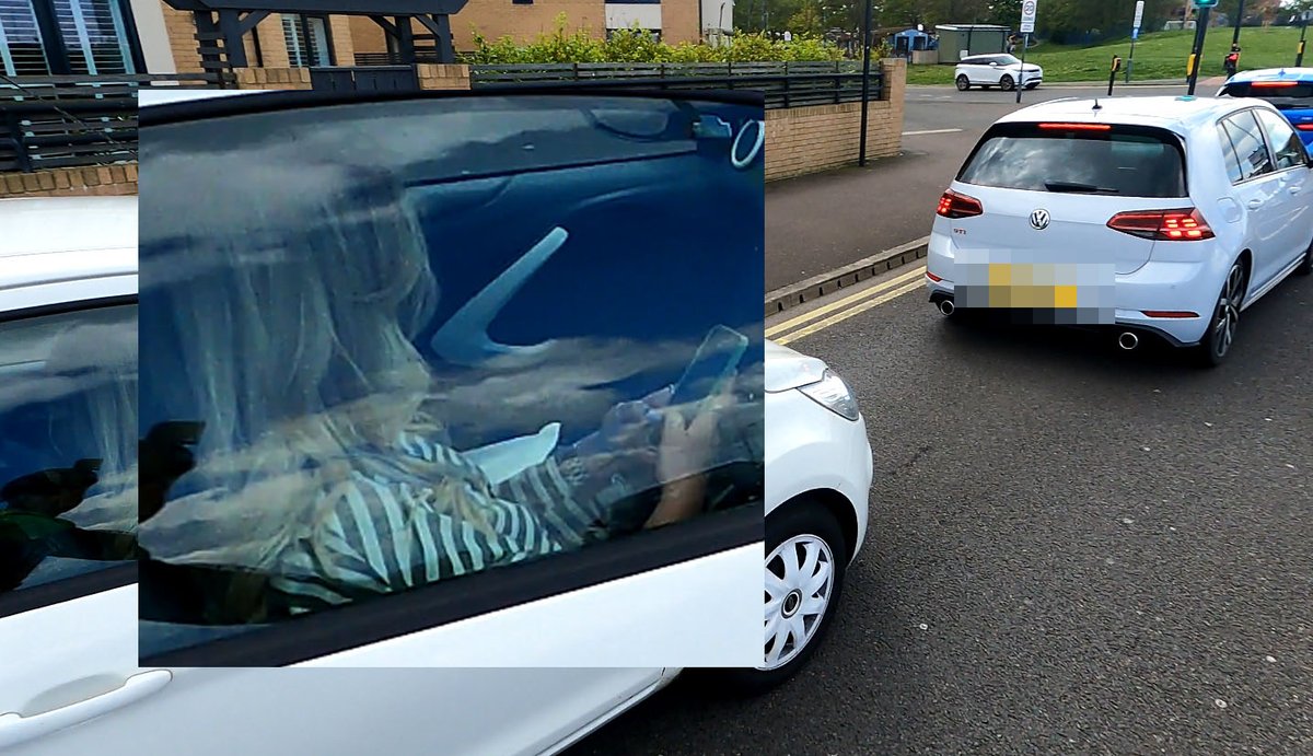 2_Over_4's tweet image. Nice day on the coast to crawl along in traffic &amp;amp; WhatsApp ur mates! #WhitleyBay #MobilePhone #DickOfTheDay