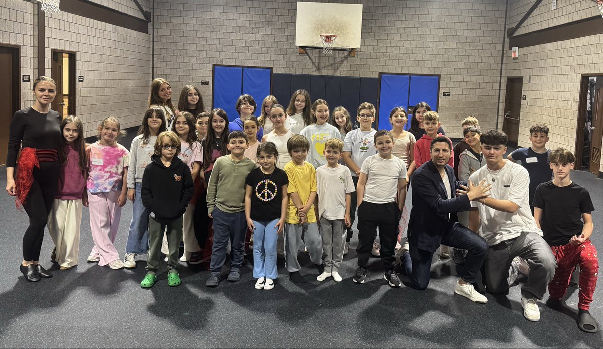 davidjtubiolo's tweet image. Proud to have sponsored the lunch for the children of the Albanian-American Club of Westchester (AACW).

AACW teaches children the customs, language, traditions and overall Albanian culture.

Arsimi fillor per gjuha Shqipe! 

#Albania #Education #Kosovo #Westchester