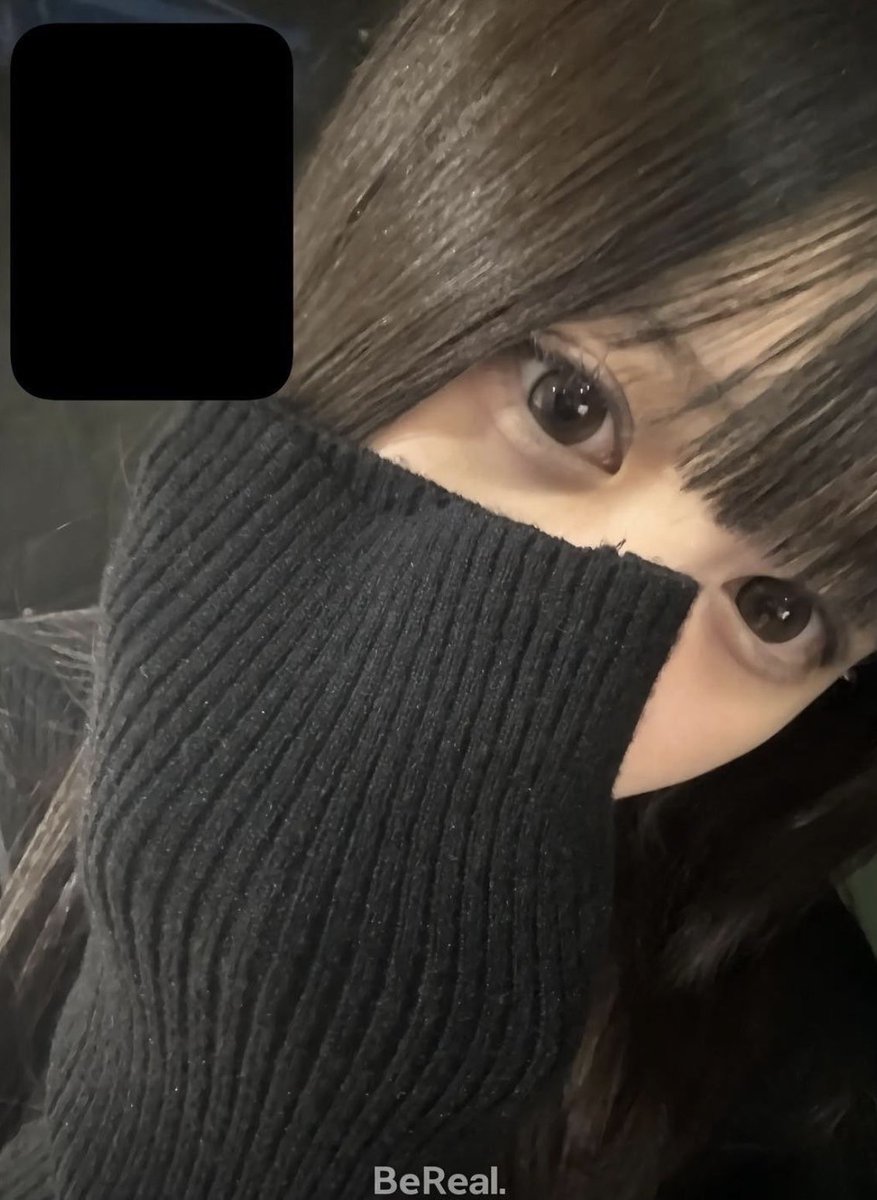 さな tweet media
